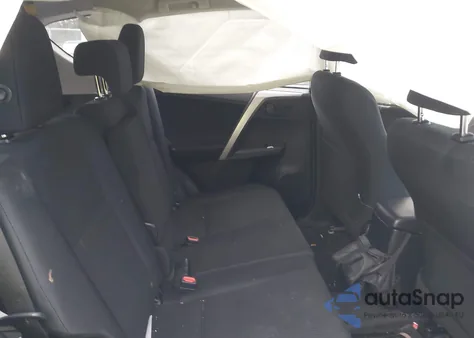 2018 Toyota Rav4 Le z USA, uszkodzony, nr VIN JTMBFREV8JJ731111